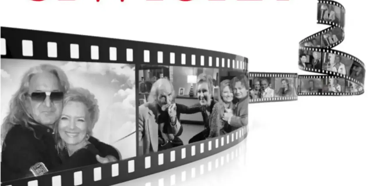Ewa Siwicka z rodziną i przyjaciółmi na taśmie filmowej. Wspomnienia i uśmiechy.
